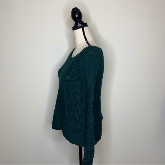 American Eagle • Dark Green Knitted Sweater - Picture 3 of 5